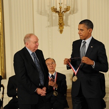 C. Donald Bateman shakes hand with President Barack Obama