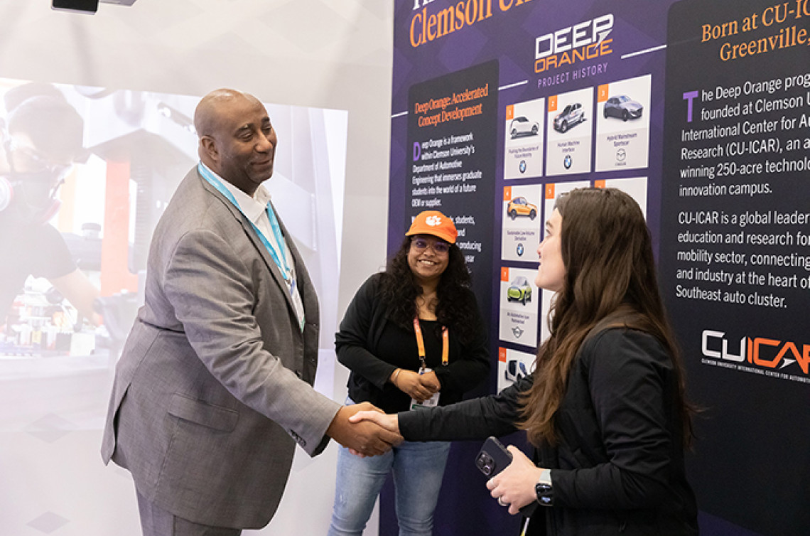 Deputy Director Brent meets with businesses at CES 2023